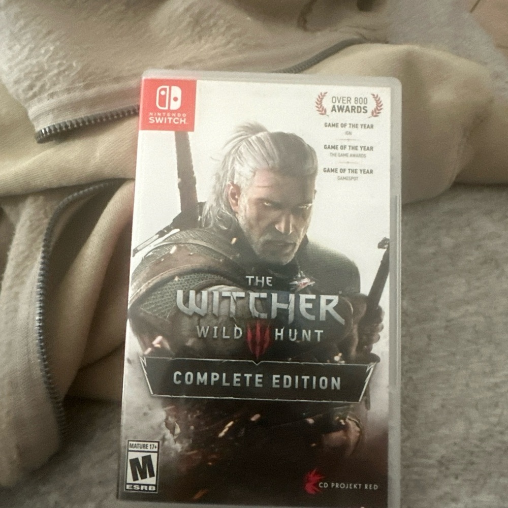 Nintendo Switch The Witcher 3: Wild Hunt Complete Edition - Red and Gray